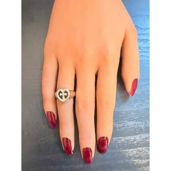 James Avery Eternal Love Ring - Retired - Picture 4 of 5